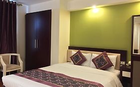 Khách sạn Sen Vàng Hạ Long